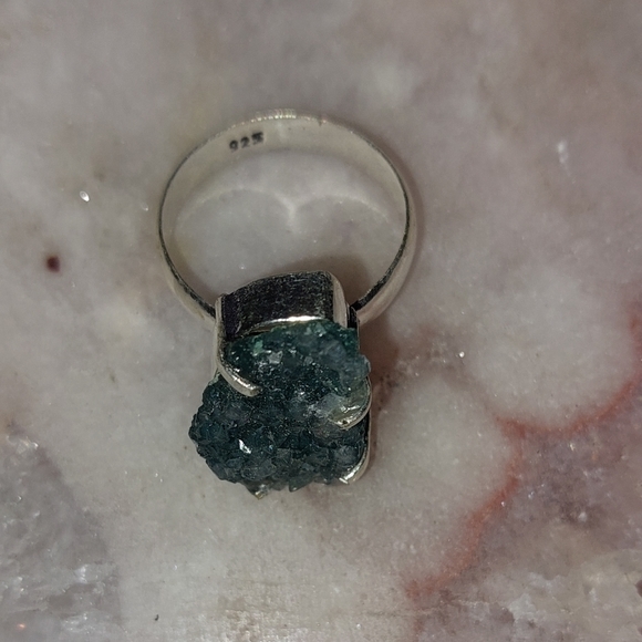 Raw Green Aventurine Ring - Picture 4 of 5